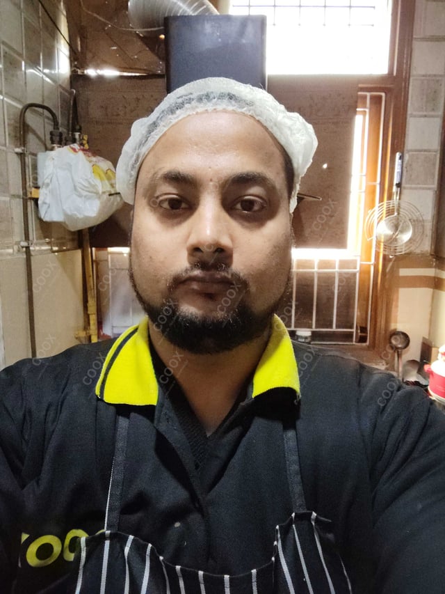 Chef from COOX at bookings. Professional cooks chefs at home