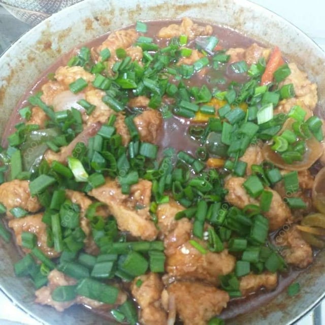 Tasty Chilli  Chicken cooked by COOX chefs cooks during occasions parties events at home