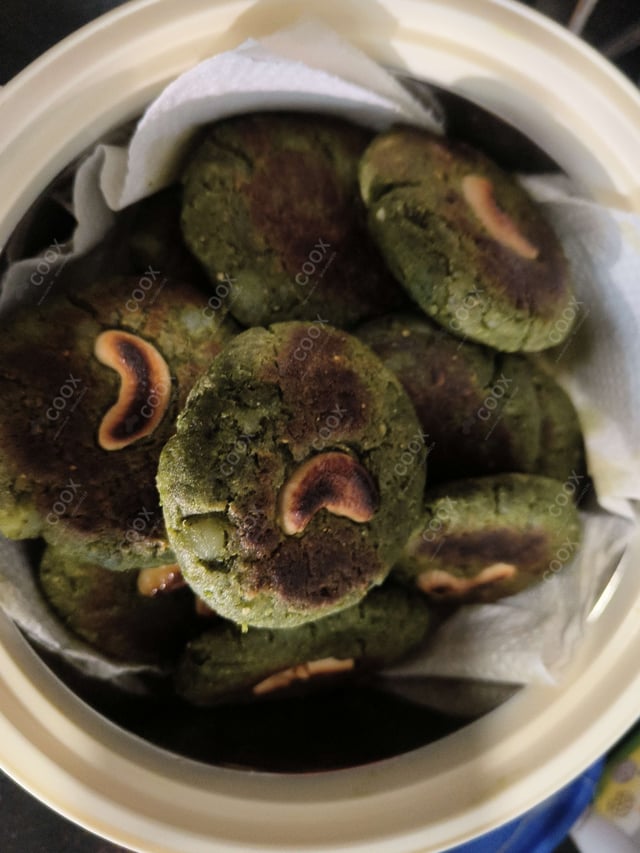 Delicious Hariyali Kebab prepared by COOX