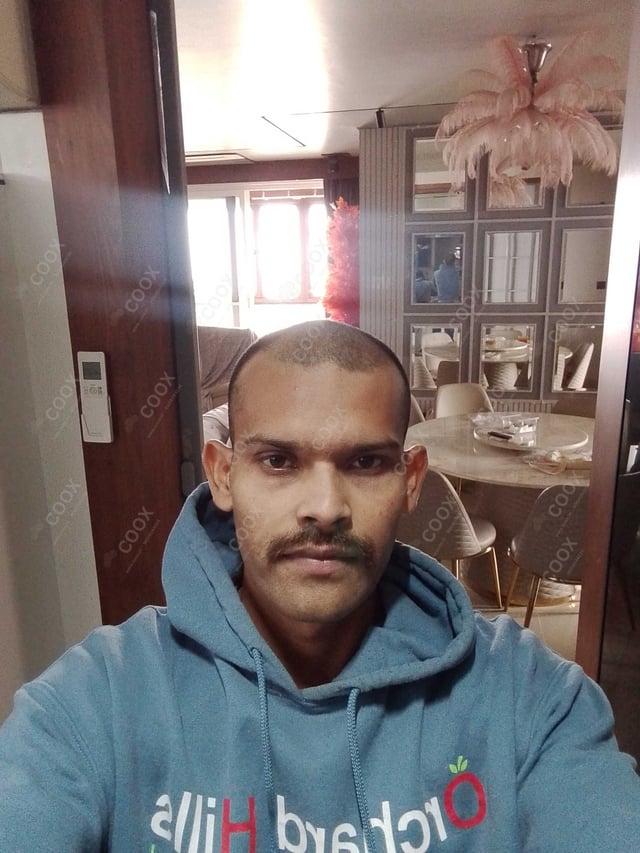 Chef from COOX at bookings. Professional cooks chefs at home