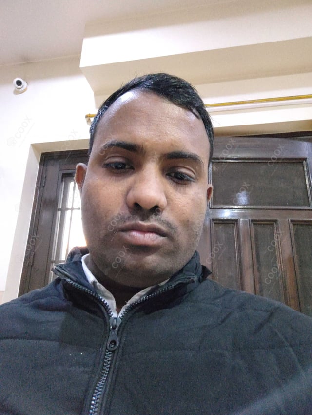 Chef from COOX at bookings. Professional cooks chefs at home