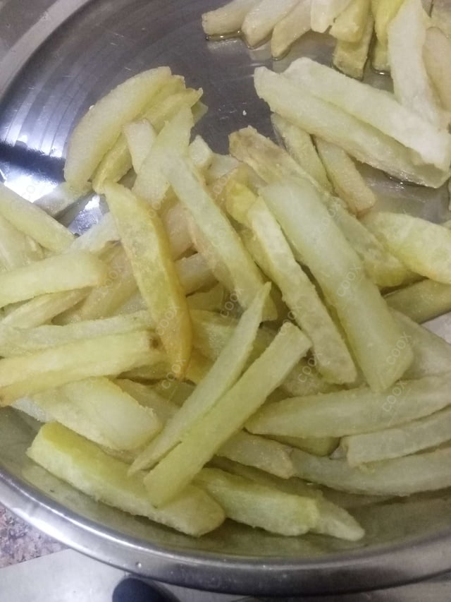 Delicious Peri Peri Fries prepared by COOX