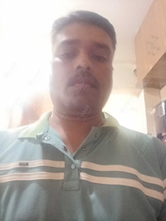 Chef from COOX at bookings. Professional cooks chefs at home