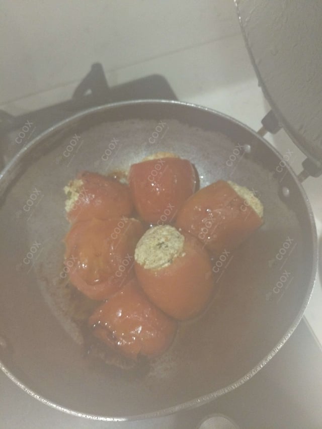 Delicious Stuffed Tomatoes prepared by COOX