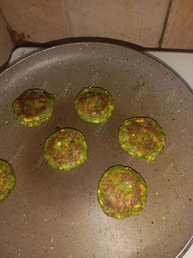 Delicious Hariyali Kebab prepared by COOX