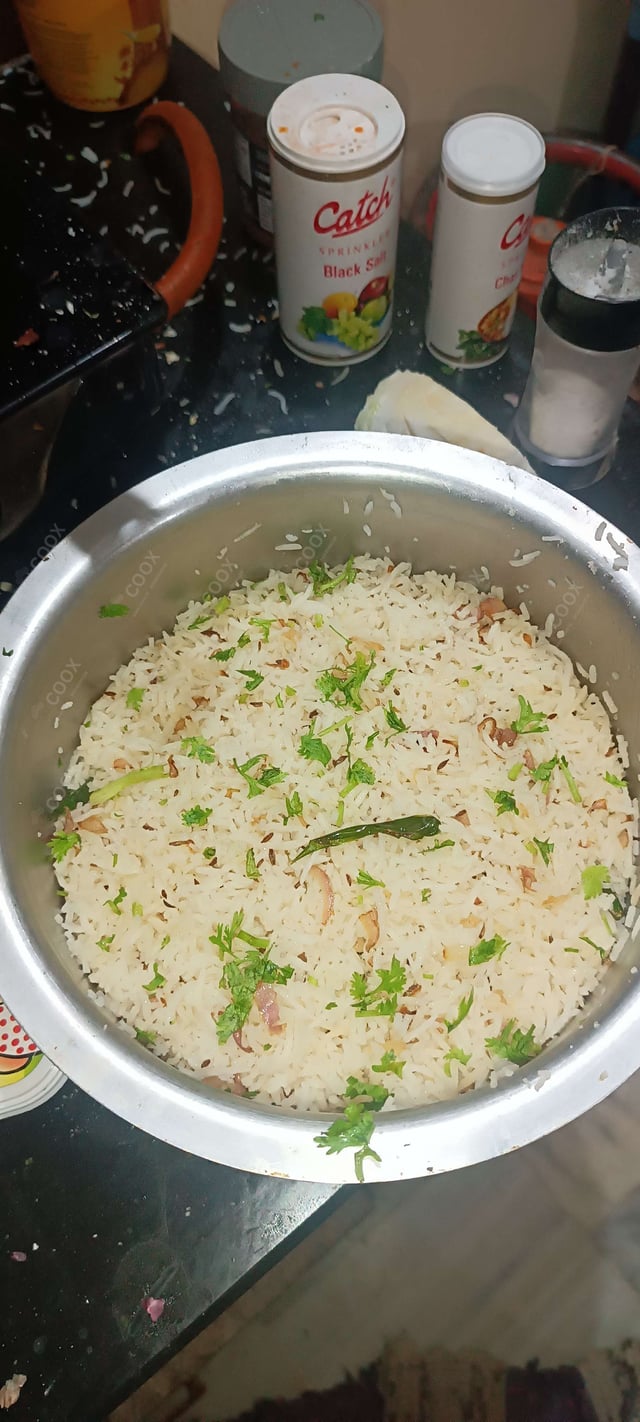 Tasty Coconut Rice cooked by COOX chefs cooks during occasions parties events at home