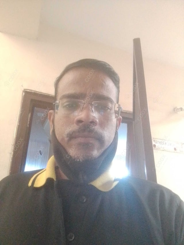 Chef from COOX at bookings. Professional cooks chefs at home