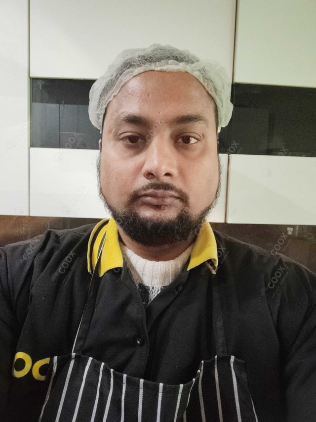 Chef from COOX at bookings. Professional cooks chefs at home