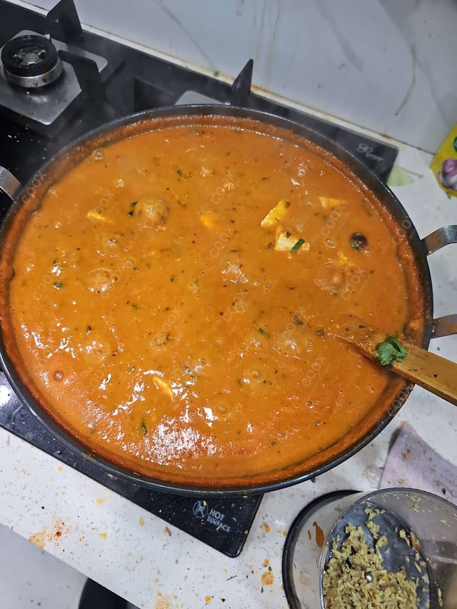 Delicious Paneer Lababdar prepared by COOX