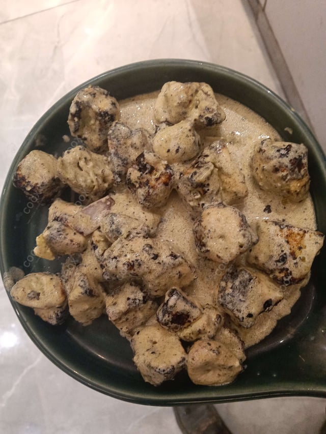 Delicious Murgh Malai Tikka prepared by COOX