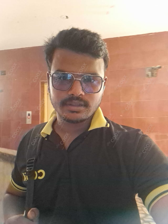 Chef from COOX at bookings. Professional cooks chefs at home