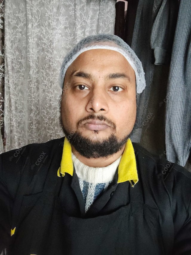 Chef from COOX at bookings. Professional cooks chefs at home