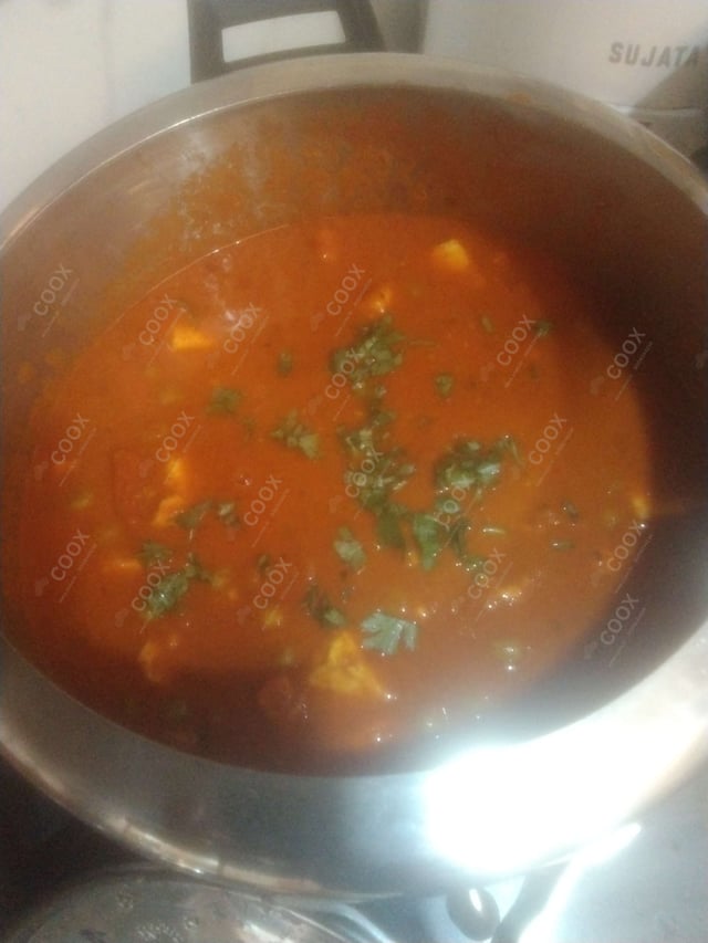 Delicious Matar Paneer prepared by COOX