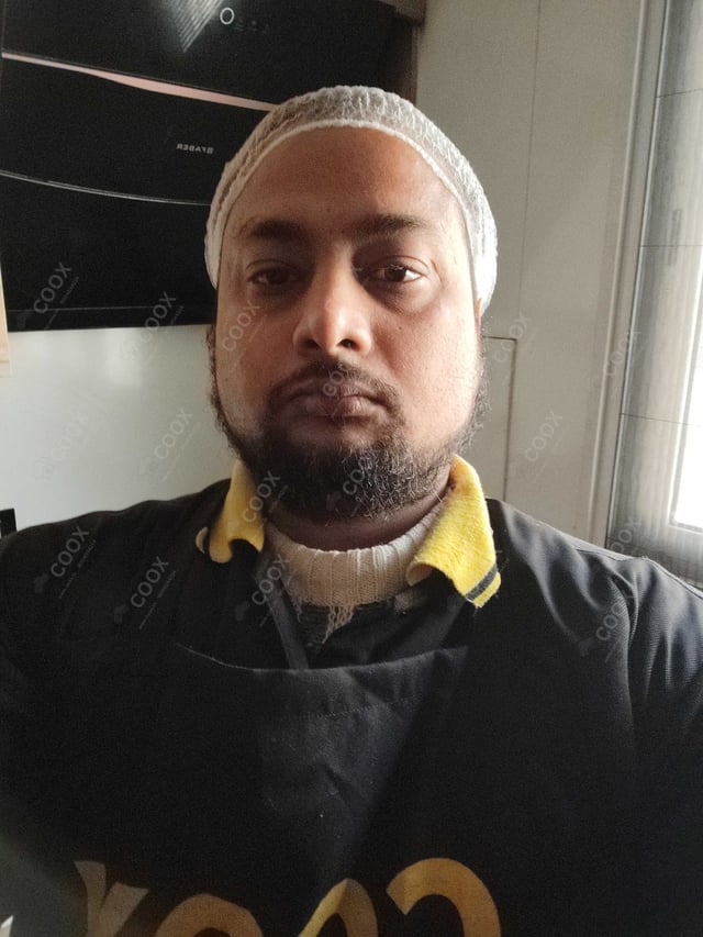 Chef from COOX at bookings. Professional cooks chefs at home