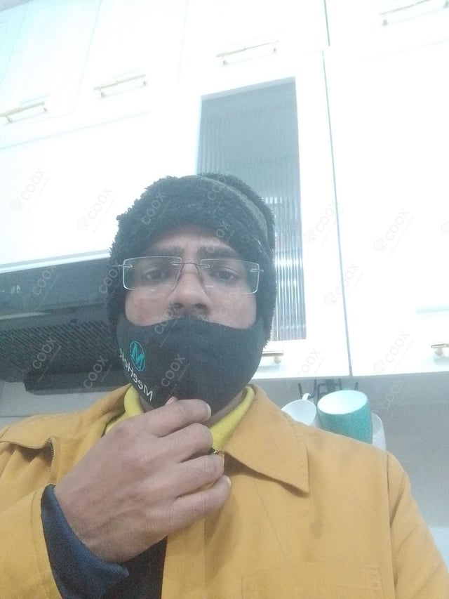 Chef from COOX at bookings. Professional cooks chefs at home