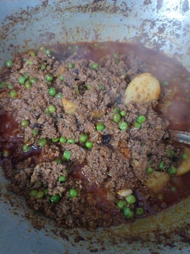 Tasty Keema Pav cooked by COOX chefs cooks during occasions parties events at home