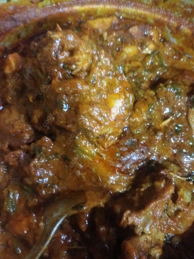 Delicious Kadhai Chicken prepared by COOX