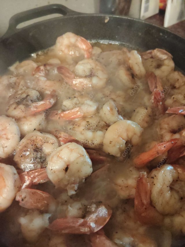 Delicious Butter Garlic Prawns prepared by COOX