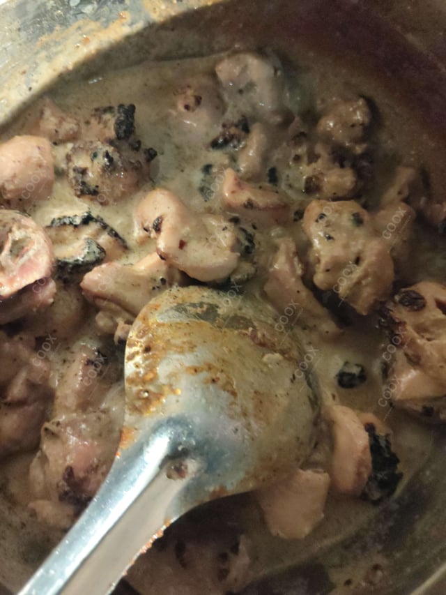 Delicious Murgh Malai Tikka prepared by COOX
