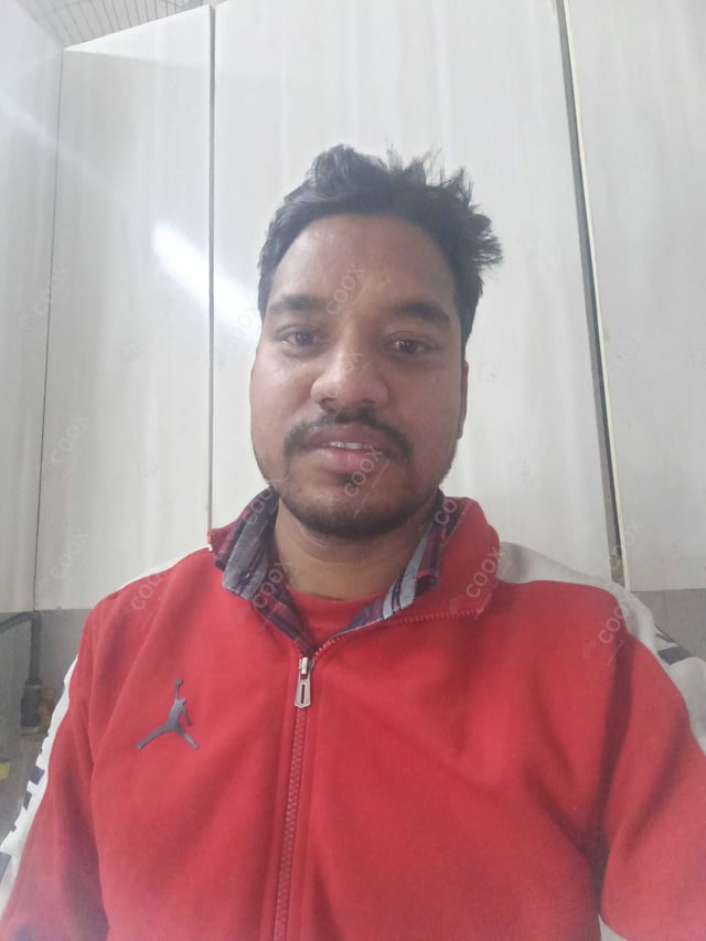 Chef from COOX at bookings. Professional cooks chefs at home