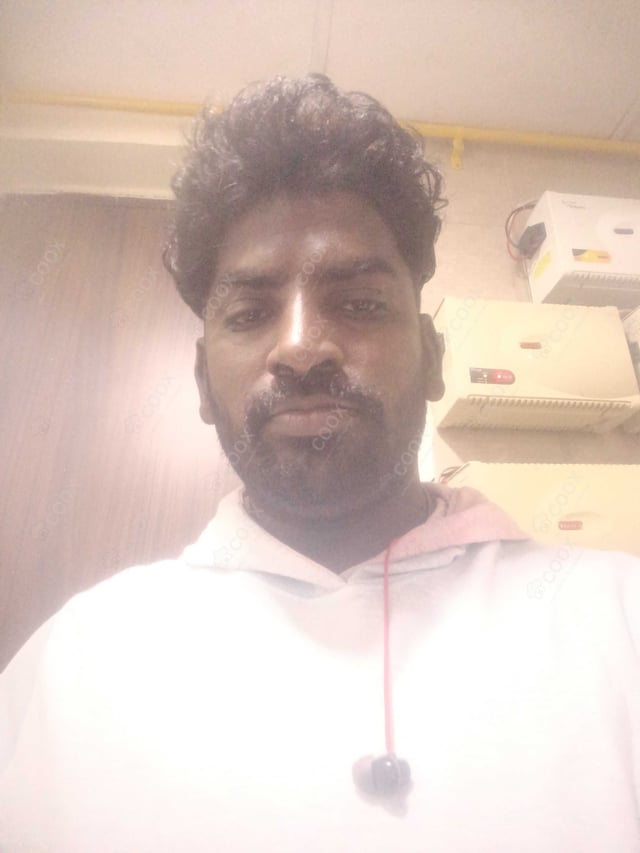 Chef from COOX at bookings. Professional cooks chefs at home