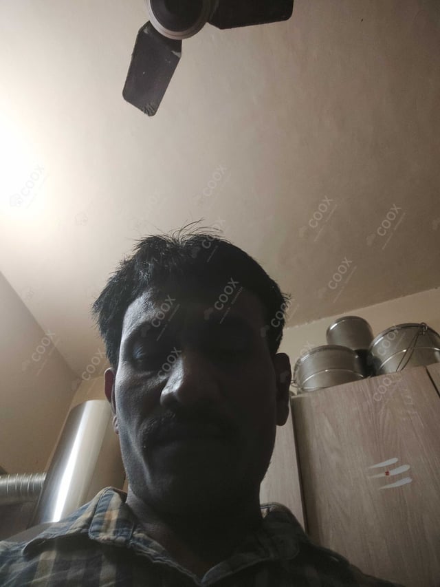 Chef from COOX at bookings. Professional cooks chefs at home