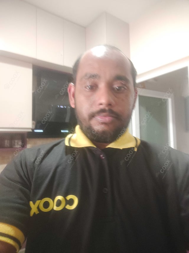 Chef from COOX at bookings. Professional cooks chefs at home