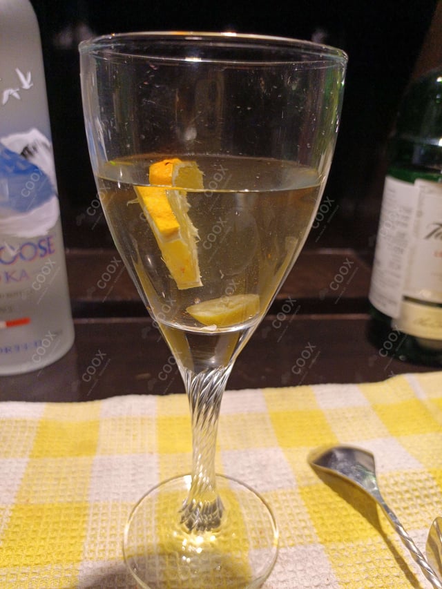 Delicious James Bond Martini prepared by COOX