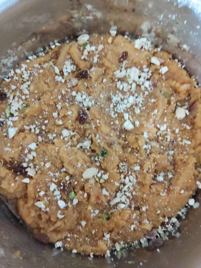 Delicious Moong Dal Halwa prepared by COOX