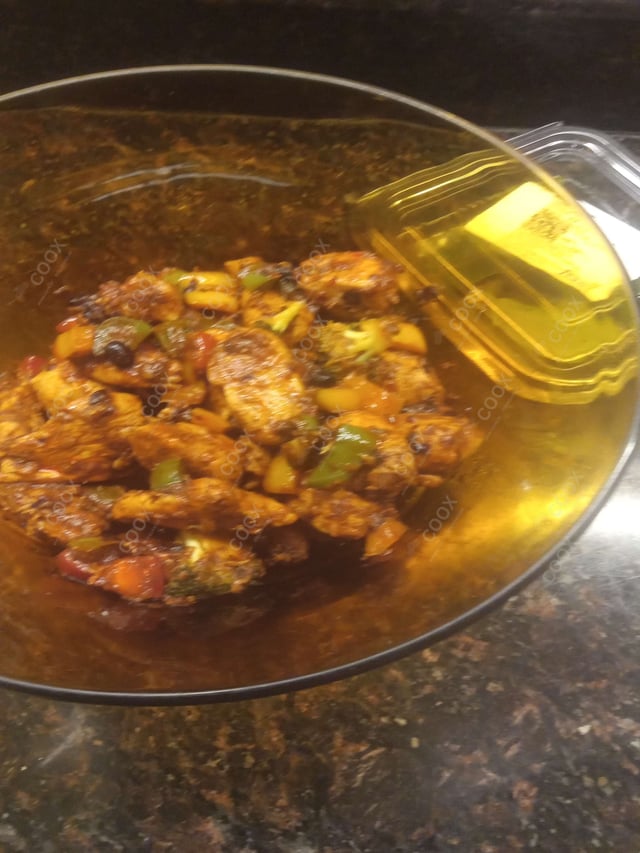 Tasty Chicken in Black Bean Sauce cooked by COOX chefs cooks during occasions parties events at home