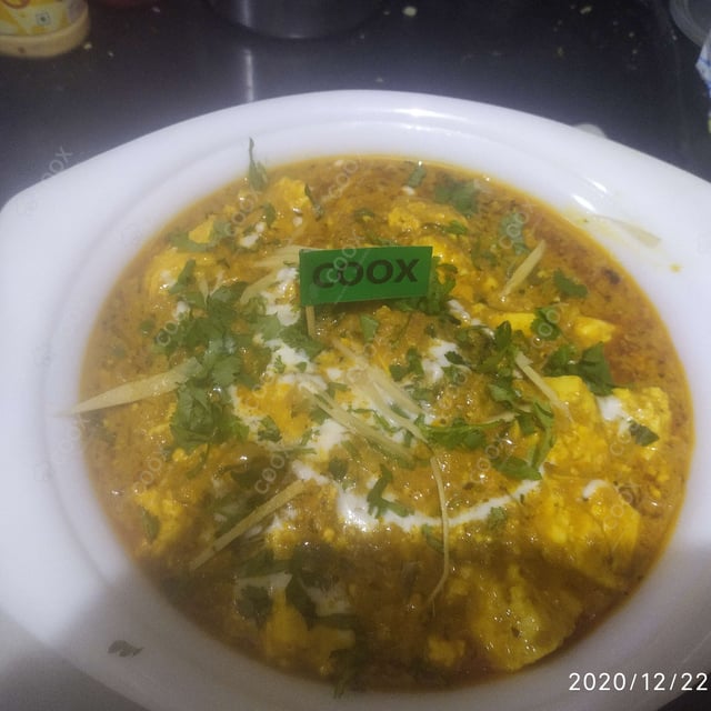 Tasty Paneer Lababdar cooked by COOX chefs cooks during occasions parties events at home