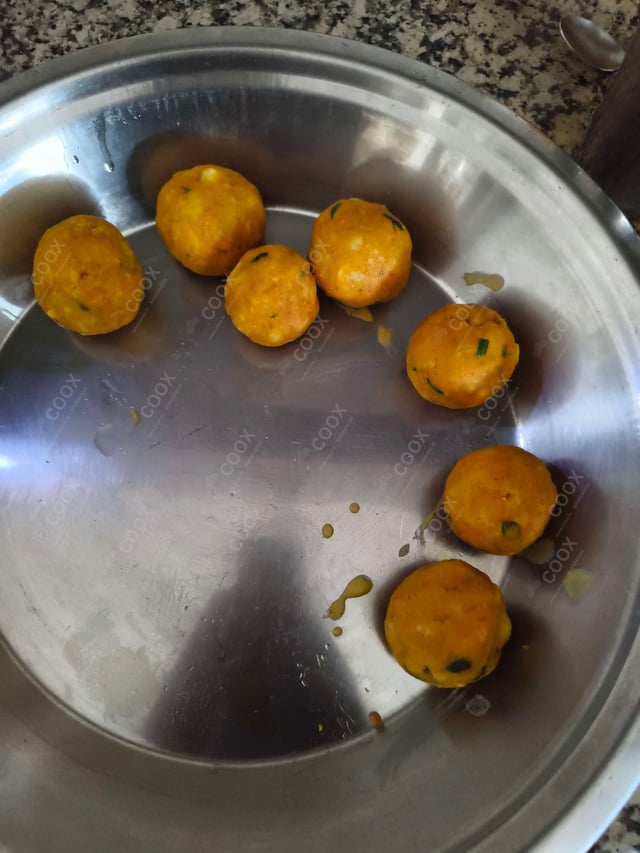 Tasty Aloo Bonda cooked by COOX chefs cooks during occasions parties events at home