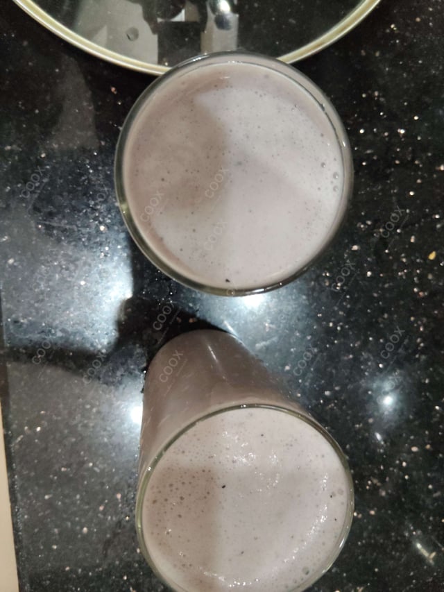 Tasty Mixed Berry Milkshake cooked by COOX chefs cooks during occasions parties events at home