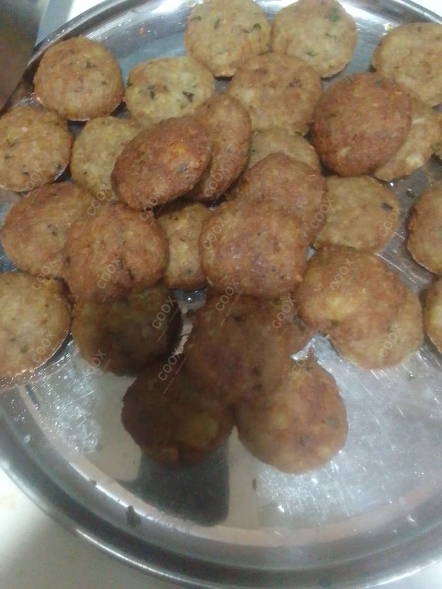 Tasty Kela Tikki  cooked by COOX chefs cooks during occasions parties events at home