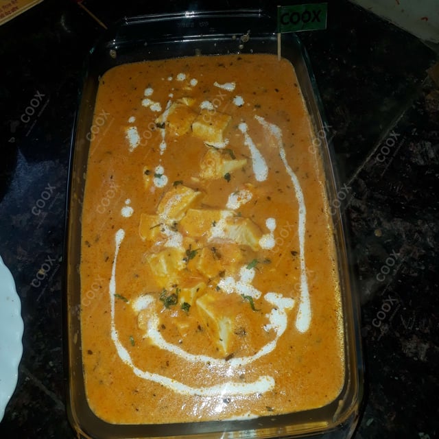 Tasty Shahi Paneer cooked by COOX chefs cooks during occasions parties events at home