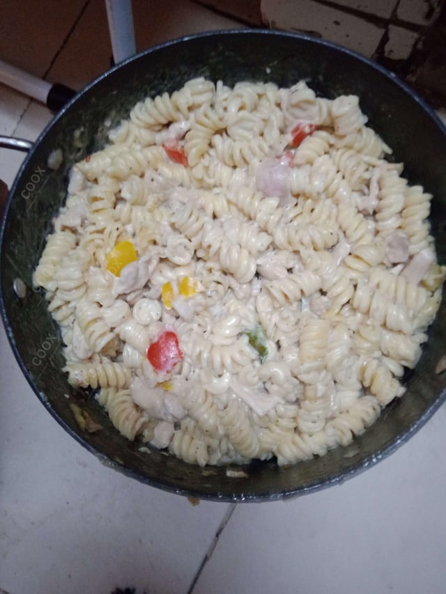 Tasty Chicken Pasta in White Sauce cooked by COOX chefs cooks during occasions parties events at home