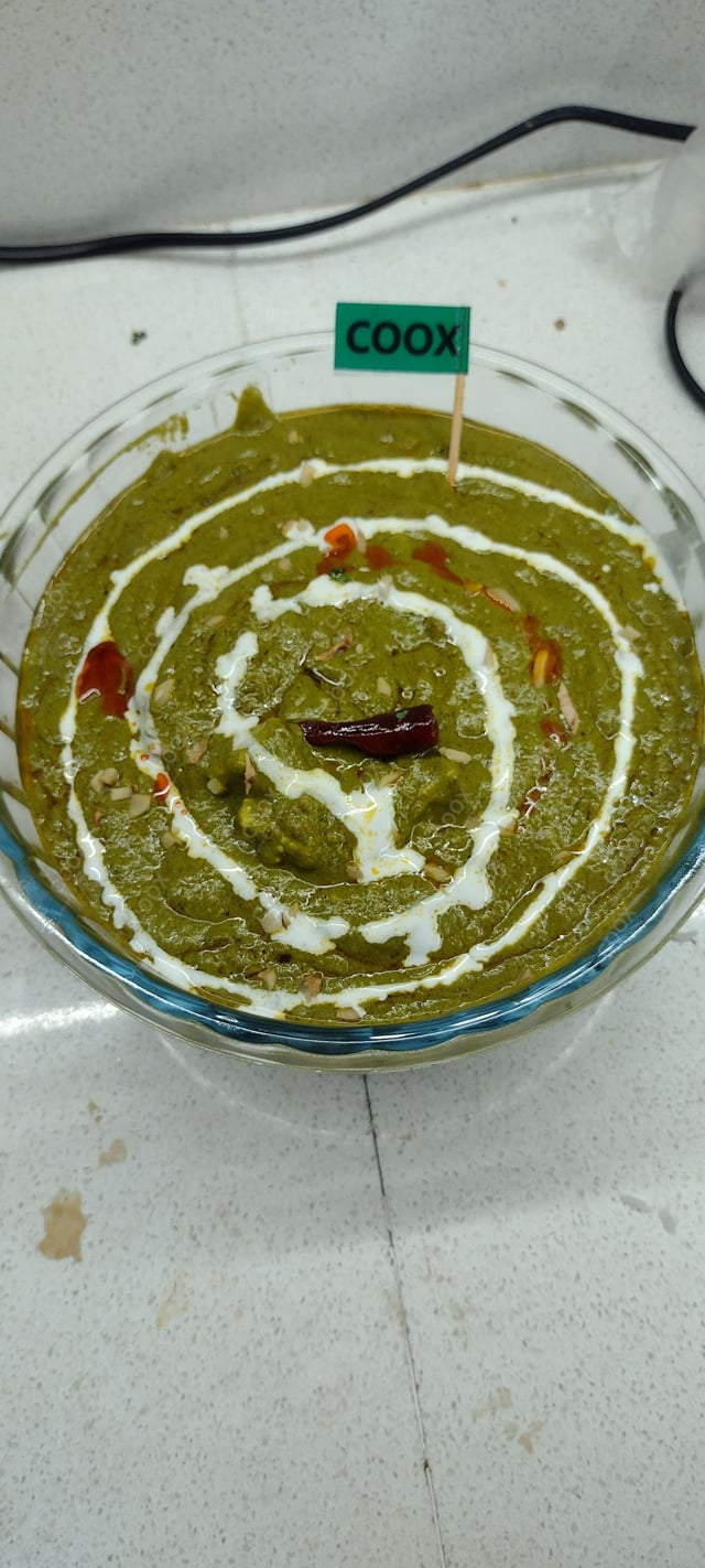 Tasty Palak Paneer cooked by COOX chefs cooks during occasions parties events at home