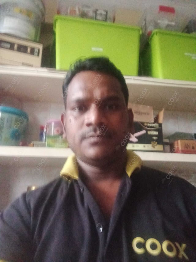 Chef from COOX at bookings. Professional cooks chefs at home