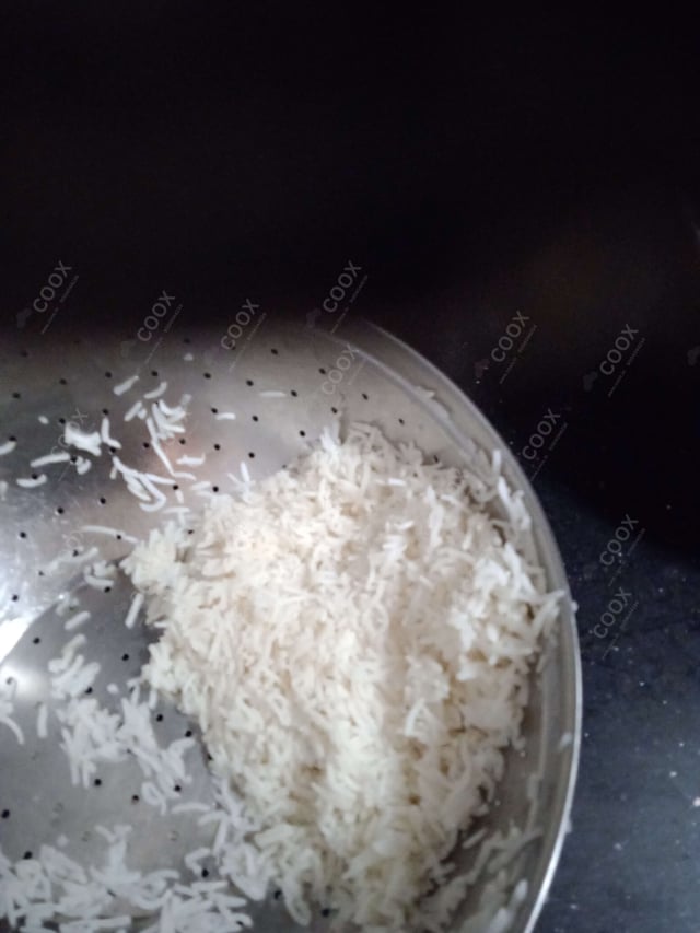 Delicious Steamed Rice prepared by COOX