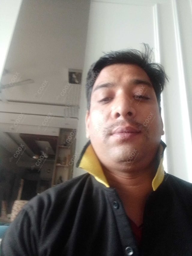 Chef from COOX at bookings. Professional cooks chefs at home