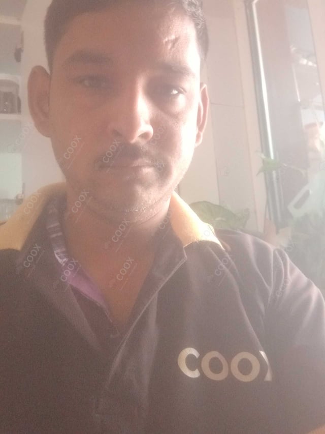 Chef from COOX at bookings. Professional cooks chefs at home