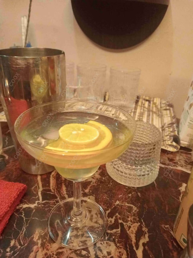 Tasty Gin Sour cooked by COOX chefs cooks during occasions parties events at home