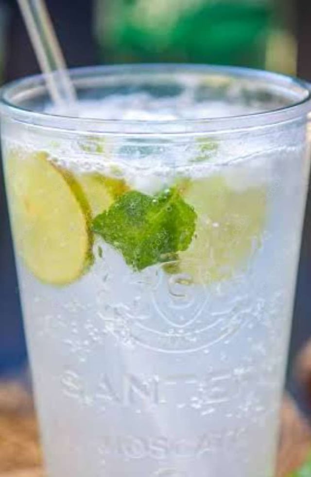 Tasty Mojito cooked by COOX chefs cooks during occasions parties events at home