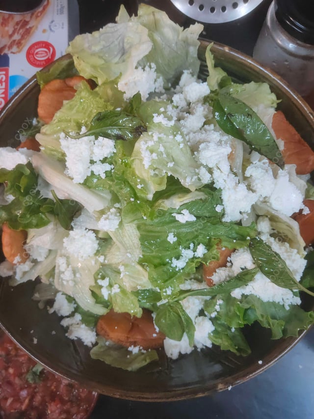 Delicious Fattoush Salad prepared by COOX