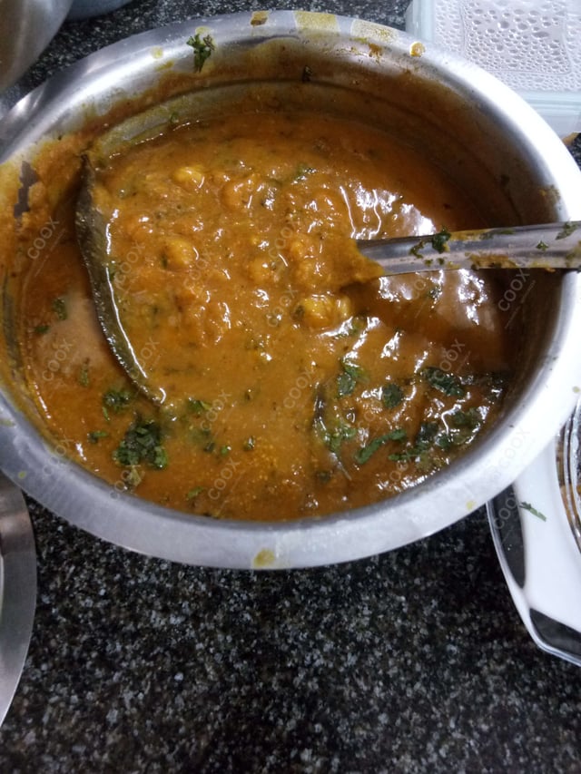 Tasty Chole cooked by COOX chefs cooks during occasions parties events at home