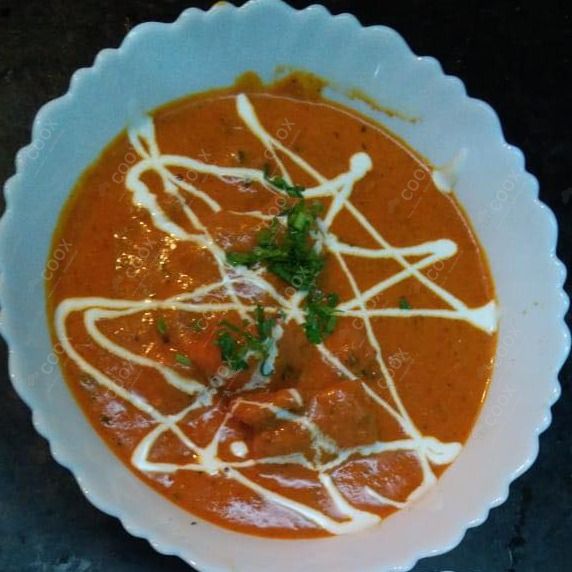 Tasty Shahi Paneer cooked by COOX chefs cooks during occasions parties events at home