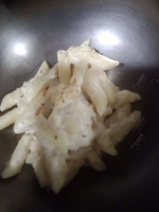 Delicious Pasta in White Sauce prepared by COOX