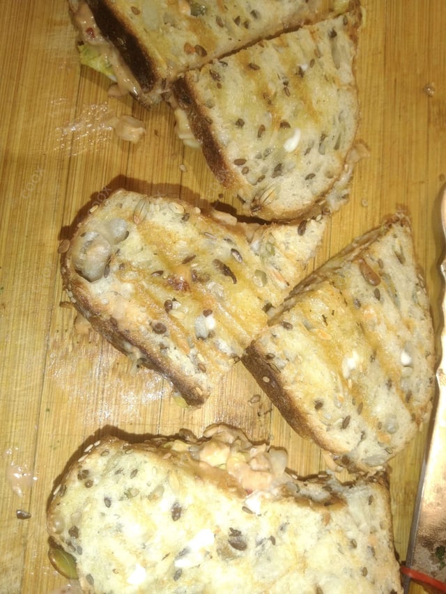 Tasty Grilled Chicken Sandwiches cooked by COOX chefs cooks during occasions parties events at home