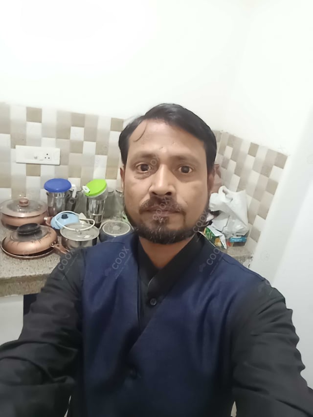 Chef from COOX at bookings. Professional cooks chefs at home