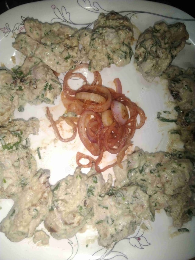 Tasty Murgh Malai Tikka cooked by COOX chefs cooks during occasions parties events at home